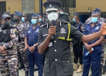 Be professional – Dampare to officers providing protection at #FixTheCountry demo