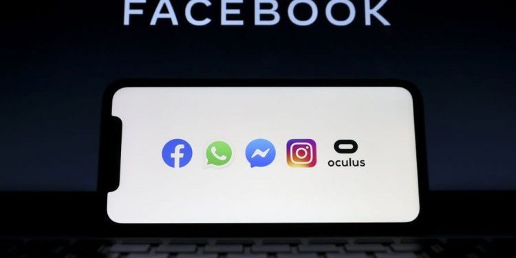 WhatsApp, Instagram and Facebook face major global outage 1 120816327 gettyimages 1211698393