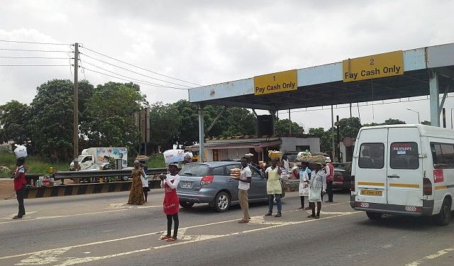 640px Tema Accra Motorway toolbooth 640x480 1