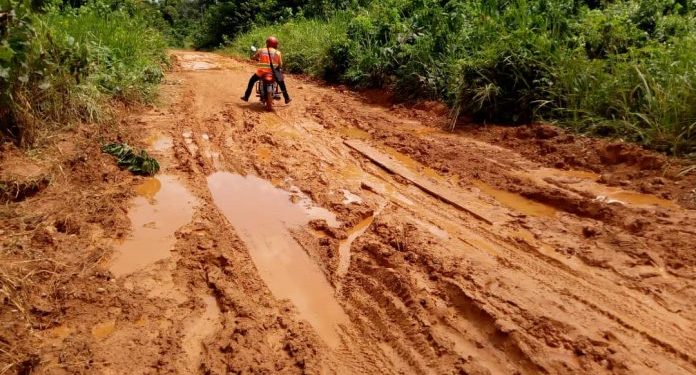 okada road 696x522 1