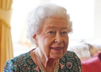 The Queen tests positive for Covid