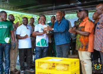 Mahama Pledges Support for Poultry Industry Revitalization During Visit to National Service Authority Farm