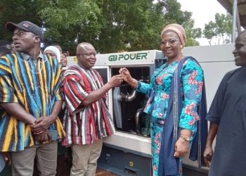 The MCEs presenting the gen set to Shelley Issah on behalf of the Energy Minister
