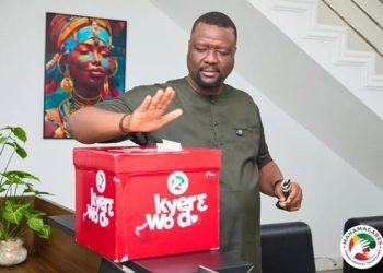 DVLA CEO supports Ghana Medical Trust Fund’s ‘Kyɛrɛ Wo Dɔ’ campaign 2 DVLA CEO supports Ghana Medical Trust Fund’s ‘Kyɛrɛ Wo Dɔ’ campaign