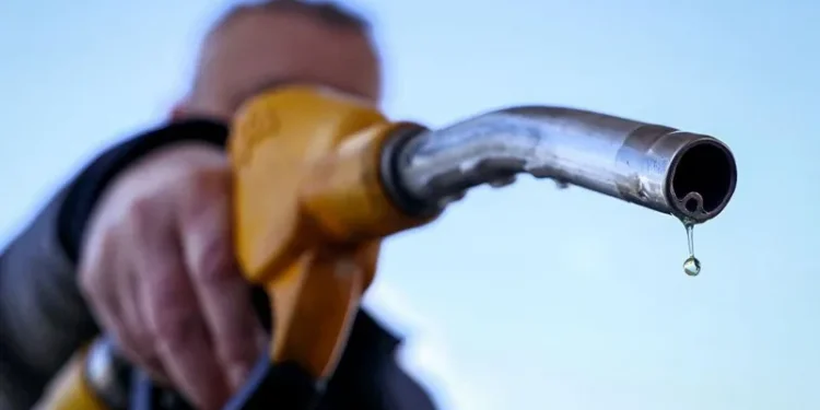 Oil prices fall and stocks rise after Trump says Iran war 'very complete' 1 OIL PRICE