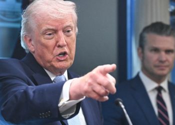 Trump Threatens to ‘Take Out’ Iran in One Night as Deadline for Deal Looms