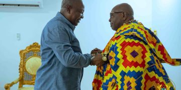 Mahama Pays Courtesy Call on Awoamefia During Volta Coastal Tour