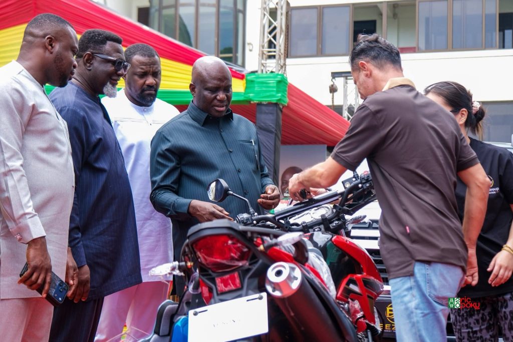 Eezzy Group Foundation donates tractor, pickup and motorcycles to boost 42nd National Farmers Day Awards 3 e3