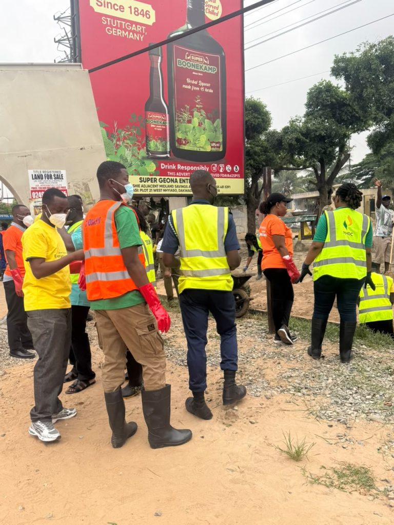 Dr. Michael Mensah Leads Ayawaso West in Mahama’s Nationwide Anti-Flood Cleanup Campaign 4 os3 1