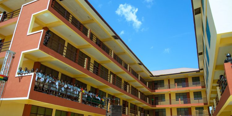 Mahama Commissions Paga E-Block, Reaffirms Commitment to End Double Track by 2027 1 PA2