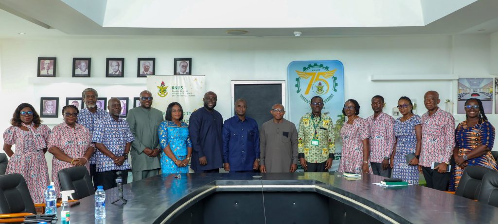 SIC Insurance moves to deepen KNUST partnership in research, innovation and student development 4 SIC 1