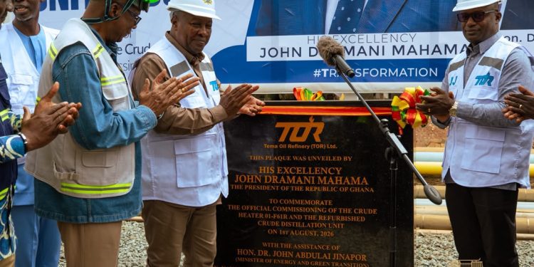 President Mahama Receives Commemorative Plaque as TOR Welcomes First Barrel of Oil from Jubilee Field