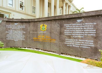 President Mahama Unveils Cenotaph in Honour of Late Dr. Edward Omane Boamah, Hails His Legacy of Service and Patriotism 3 President Mahama Unveils Cenotaph in Honour of Late Dr. Edward Omane Boamah, Hails His Legacy of Service and Patriotism