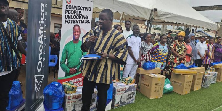 Dr. Robert Kofi Doh Launches Tradesmen Empowerment Initiative, Commissions Borehole at Ho Heve 1 sena1
