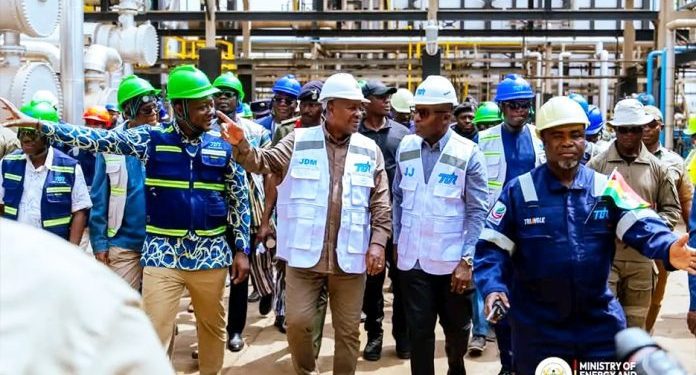 Left to Right Edmond Kombat TOR MD Prez John Dramani Mahama and 696x464 1