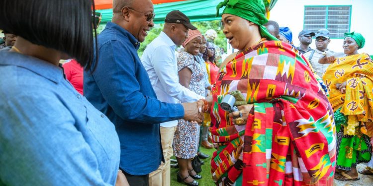 Mahama Inspects Newly Constructed CHPS Compounds in Ahafo Region