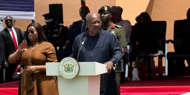 Mahama Announces GH¢500m Police Housing and Hospital Plans at Christian Tetteh Yohuno Ward Complex Commissioning 1 OS11